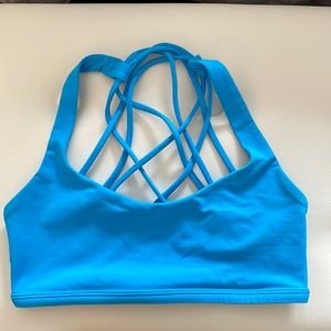 Lululemon sports bra size 4